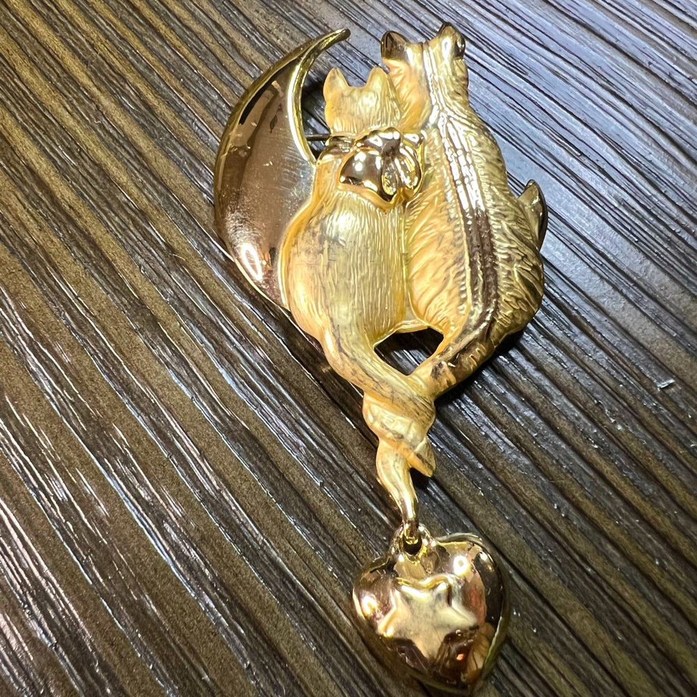 Vintage Cats Brooch Pin